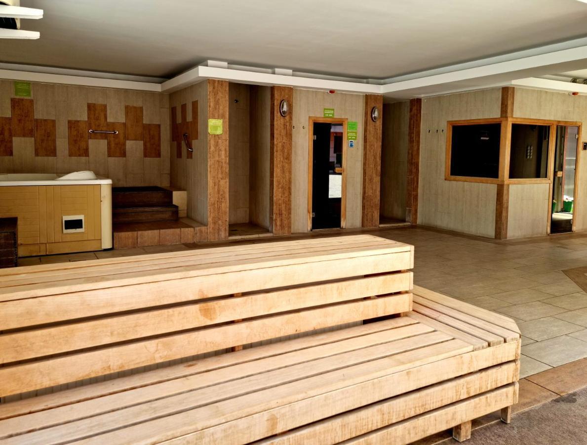 Relax Wellness Studio Hajduszoboszlo Lejlighed Eksteriør billede