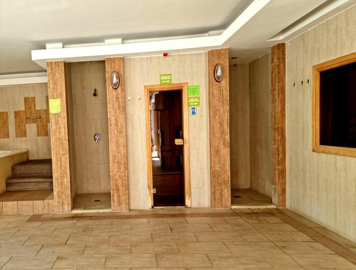 Relax Wellness Studio Hajduszoboszlo Lejlighed Eksteriør billede