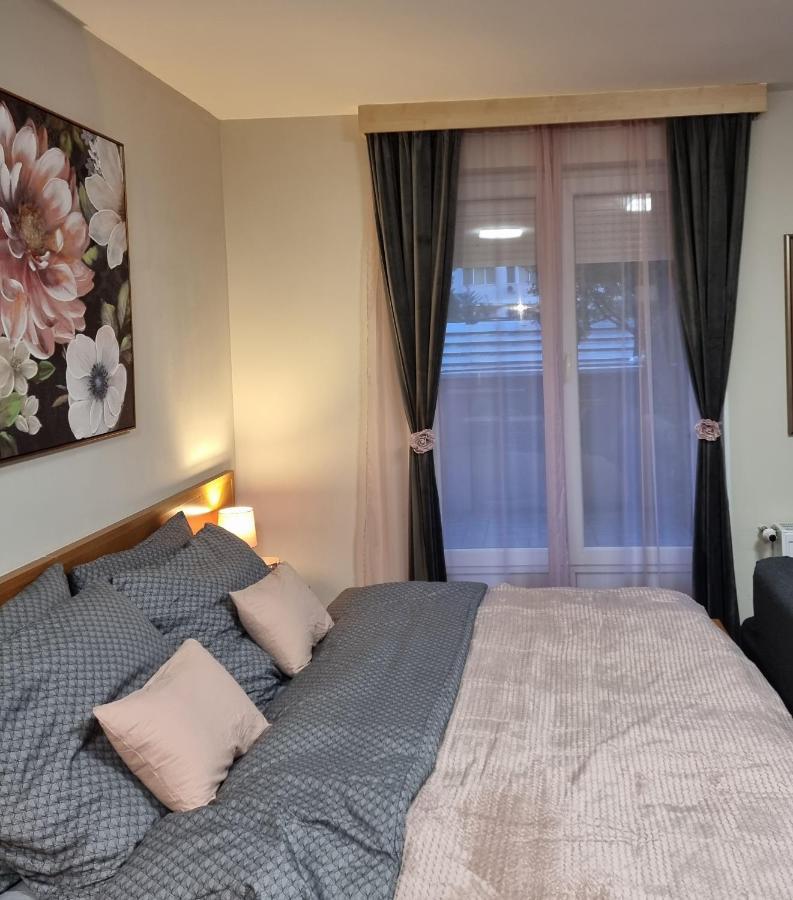 Relax Wellness Studio Hajduszoboszlo Lejlighed Eksteriør billede