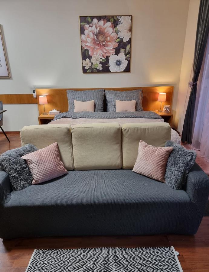 Relax Wellness Studio Hajduszoboszlo Lejlighed Eksteriør billede