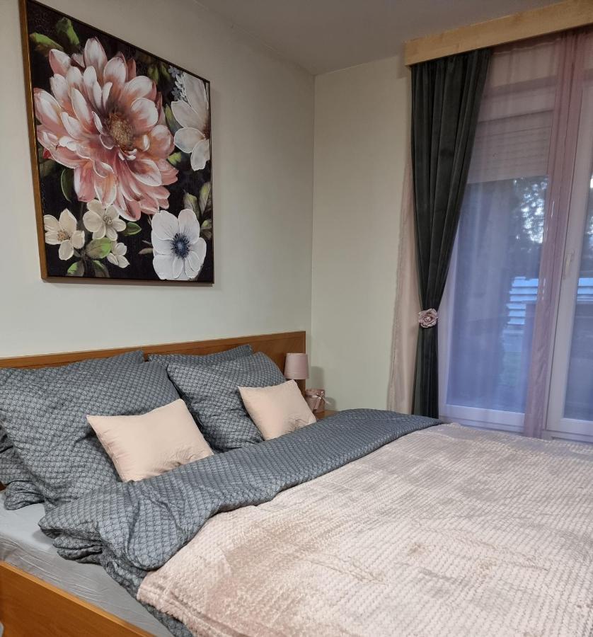 Relax Wellness Studio Hajduszoboszlo Lejlighed Eksteriør billede