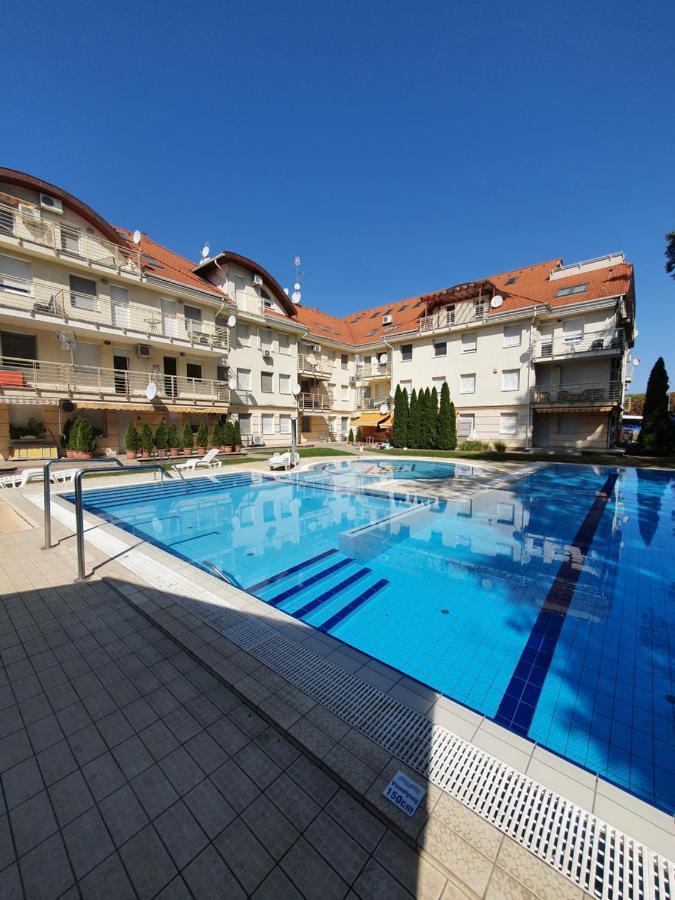 Relax Wellness Studio Hajduszoboszlo Lejlighed Eksteriør billede